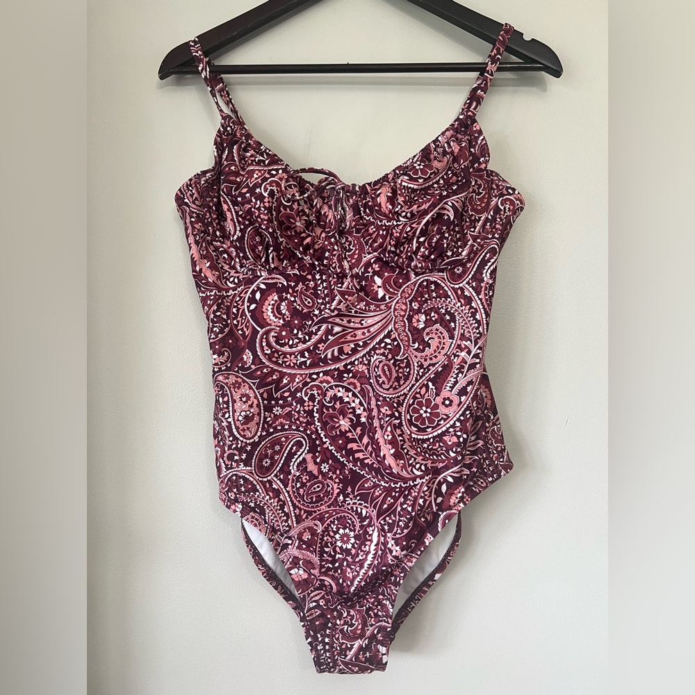 Kona Sol One Piece Red Paisley Tie Front Swimsuit Large Summer Beach Underwire